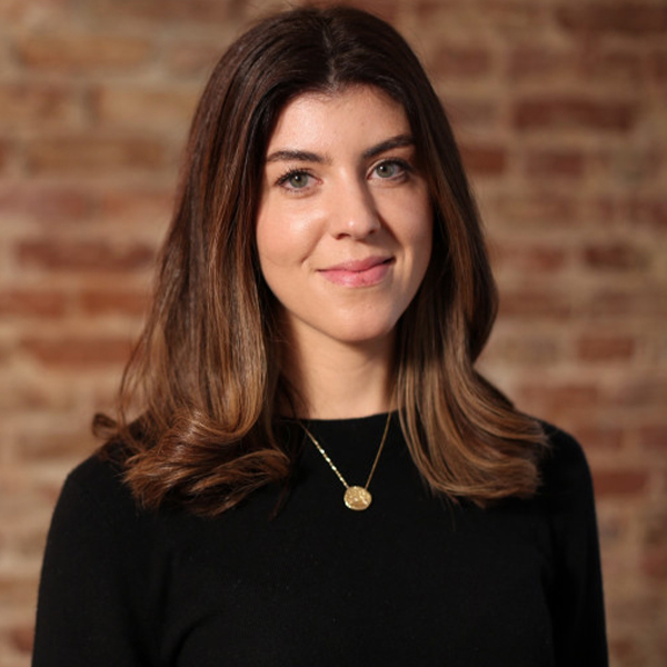 Alexandra Clare Headshot