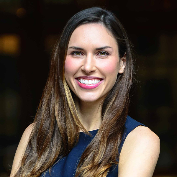 Felicity Levey Headshot