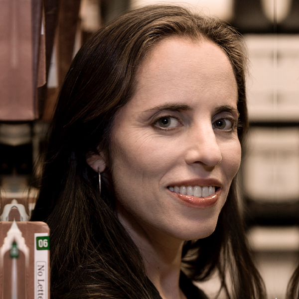 Nina Morrison Headshot