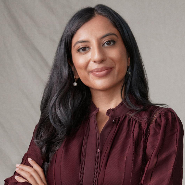 Rina Madhani Headshot